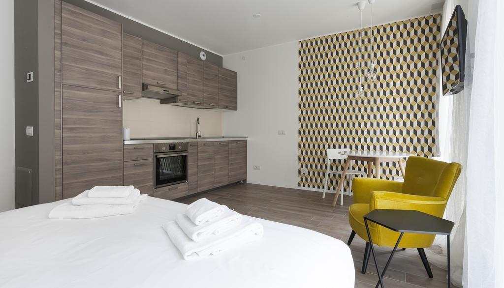 Apartamento Italianway-Poma Milán Exterior foto